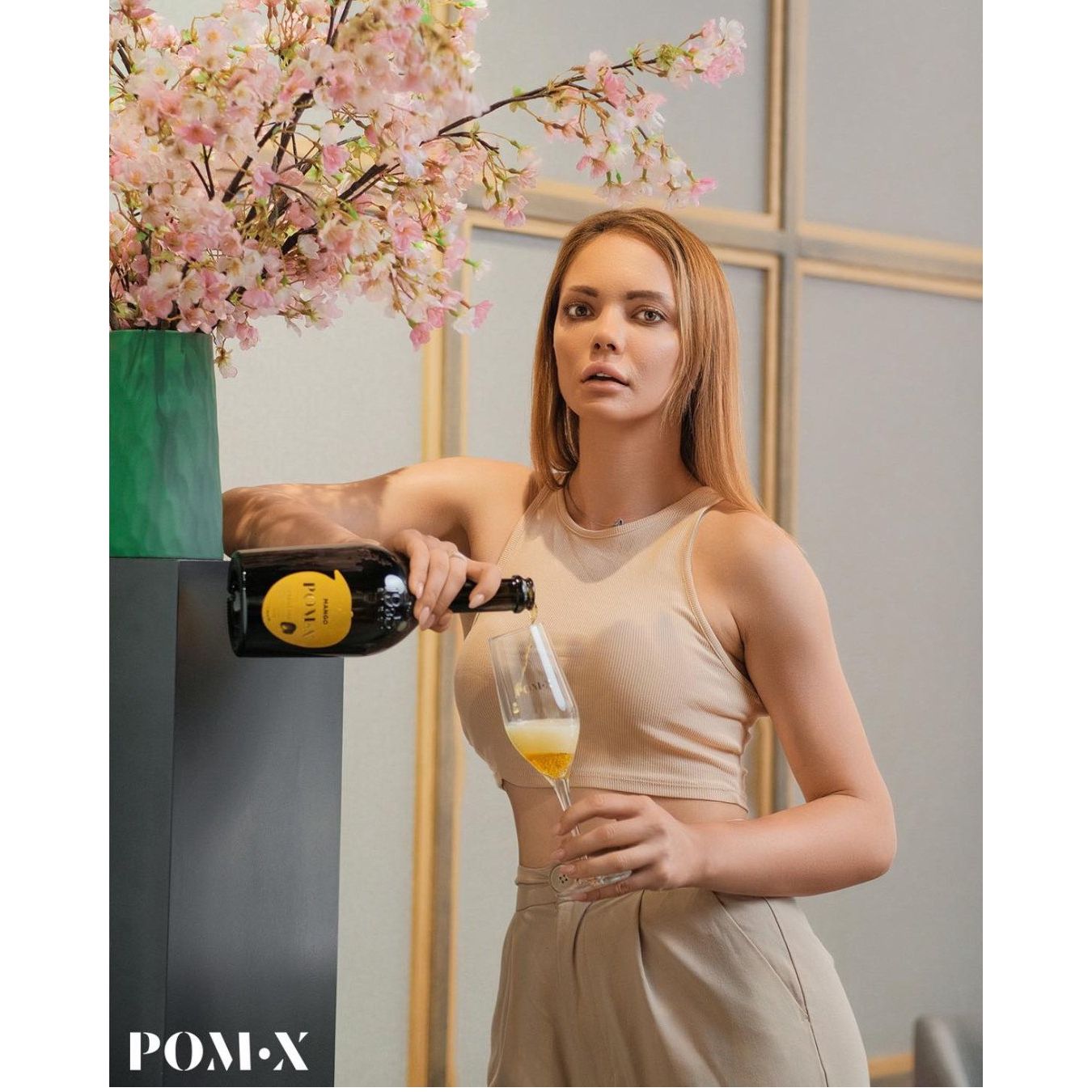 POM-X Mango Semi-Sweet Sparkling 750ml