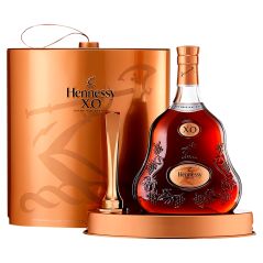 Hennessy XO Holiday Gifting Limited Edition Gift Tin