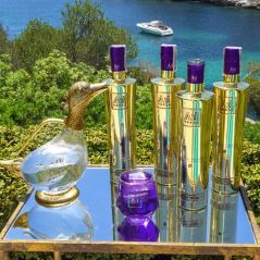 Au Vodka Black Grape 700mL