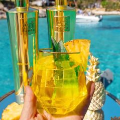 Au Vodka Diamond Cut Glass