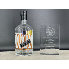 Lily Fields Distilling Juniper Dry Gin 700ml